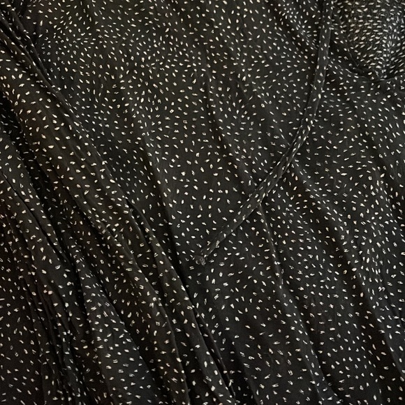 GAP Blouse Flowy - Picture 2 of 4